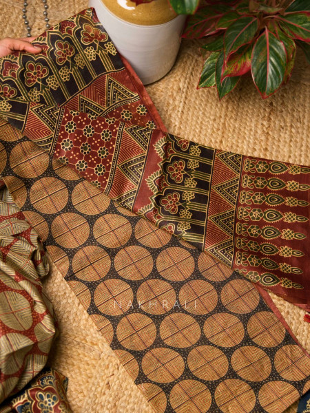 Ishq Pech Brown Cotton Silk Printed Saree