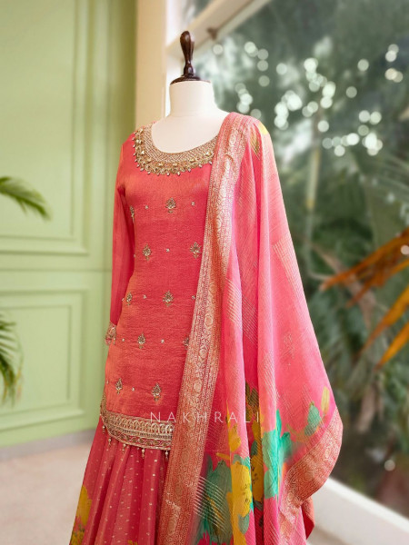 Sunhera Gajari Silk Kurta & Skirt Set with Zari Zardozi Work