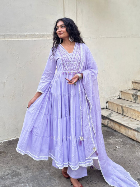 Sutra Purple Anarkali Suit Set with Thread Embroidery and Dupatta