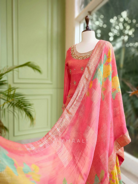 Sunhera Gajari Silk Kurta & Skirt Set with Zari Zardozi Work
