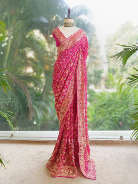 Zariyah Magenta Bandhani Saree with Zari Weave