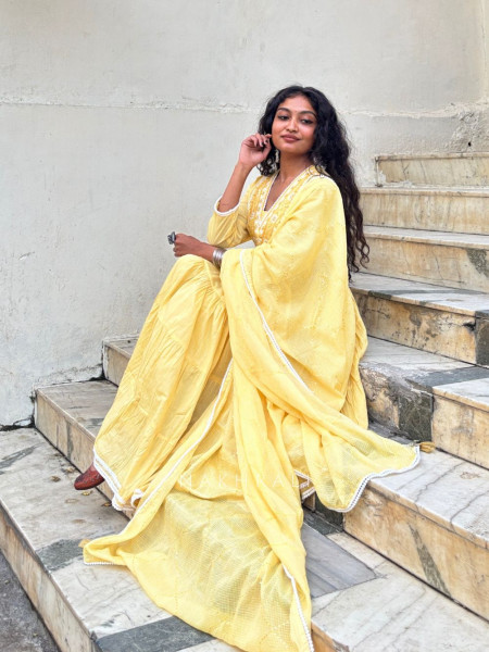 Sutra Yellow  Anarkali Suit Set with Thread Embroidery and Dupatta