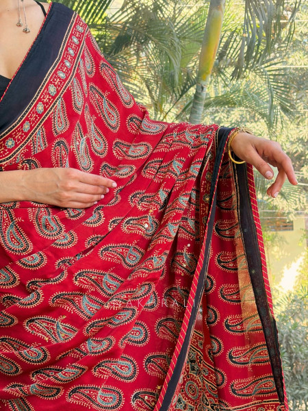 Rasika Red Modal Saree with Sequin Zari Pallu