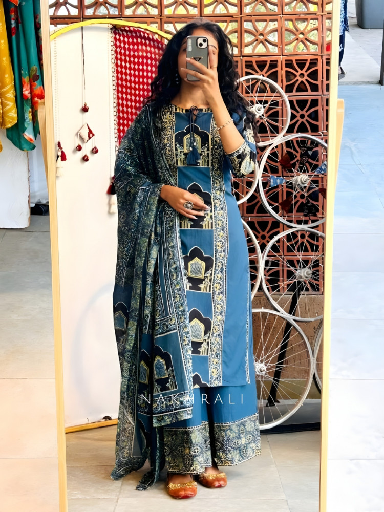 Image of Aarika Blue Cotton Pant Kurta Set with Heritage Print