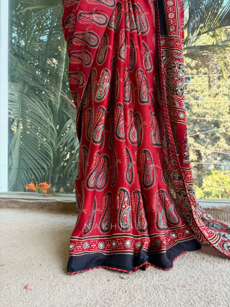 Rasika Red Modal Saree with Sequin Zari Pallu