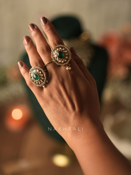 Meheraan Green Bridal Kundan Necklace Set