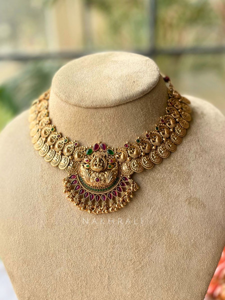 Pravya Temple Necklace Set