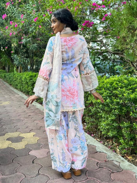 Pavira Cream Floral Suit Set with Lace Detailing