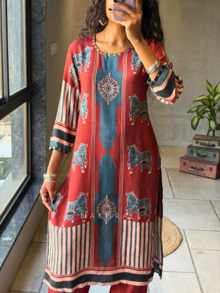 Zenvira Maroon Kurta Pant Set with Coin Work