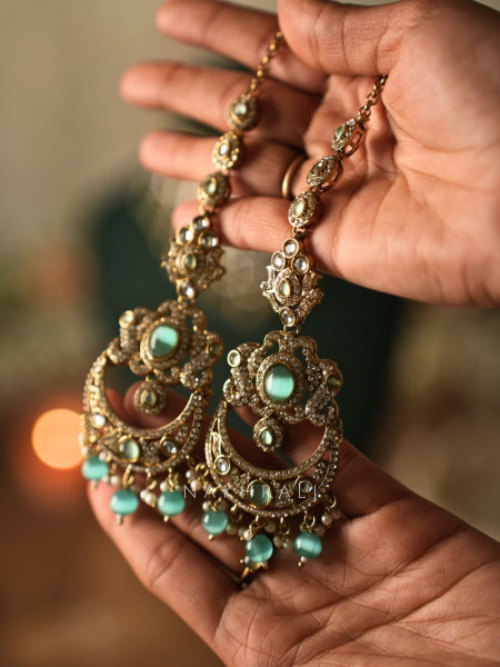 Meheraan Sea Green Bridal Kundan Necklace Set