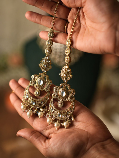 Meheraan White Bridal Kundan Necklace Set