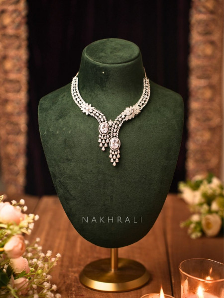 Aya Silver Necklace Set