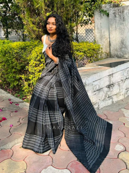 Vanika Black Cotton Handblock Saree