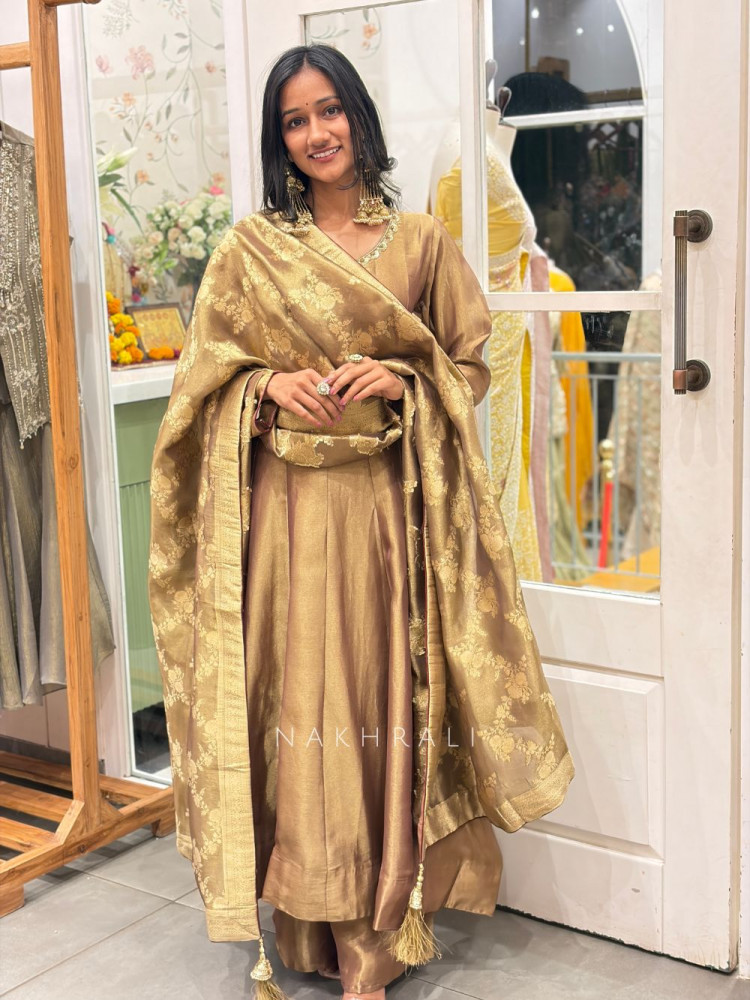 Image of Rajvanshi Brown Woven Anarkali Set