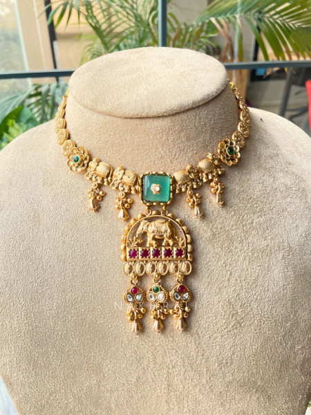 Myrza Multicolor Temple Necklace Set