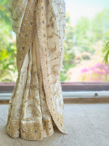 Kashvi Off White Saree with Readymade Blouse and Pearl Stone Work