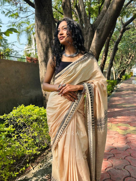 Vanika Cream Cotton Handblock Saree