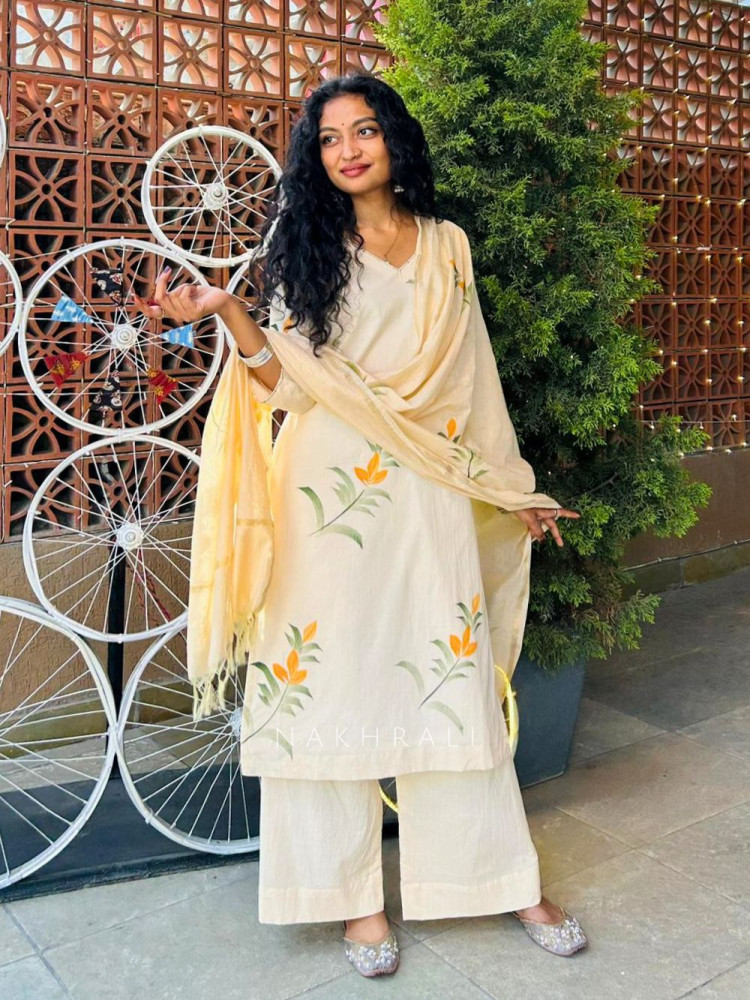 Image of Aanvi Cream Printed Suit Set with Dupatta