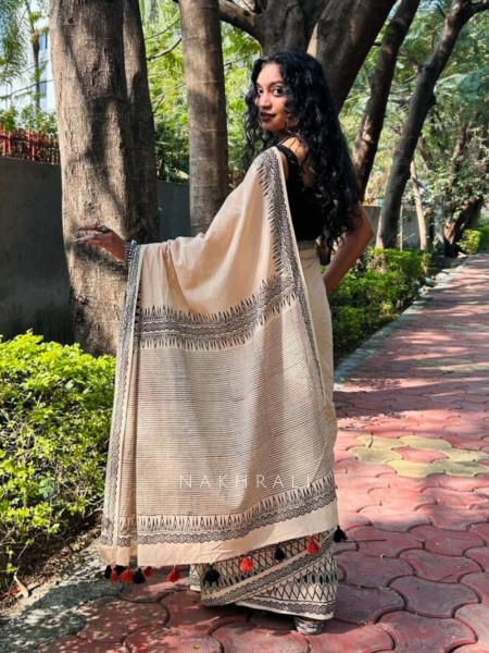 Vanika Cream Cotton Handblock Saree