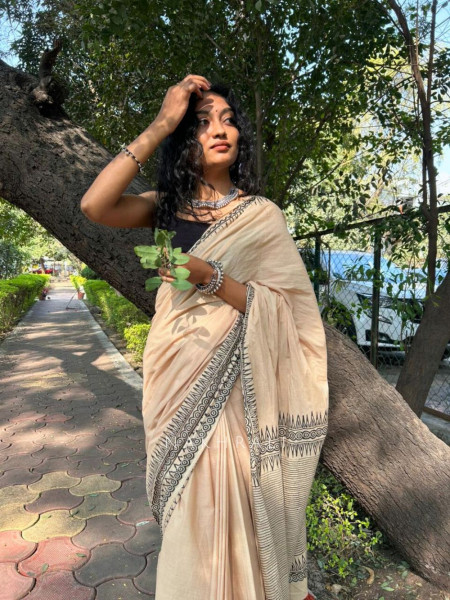 Vanika Cream Cotton Handblock Saree