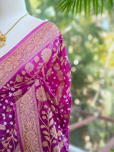 Zorvaya Magenta Color Saree with Zari Woven Work