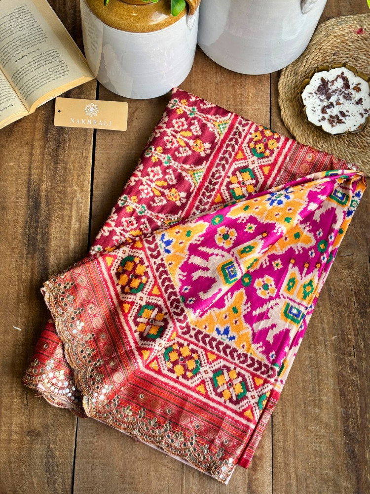 Image of Aarini Magenta Patola Print Saree with Mirror Work Border