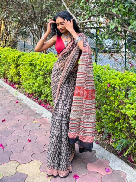 Koshika Black Kota Saree