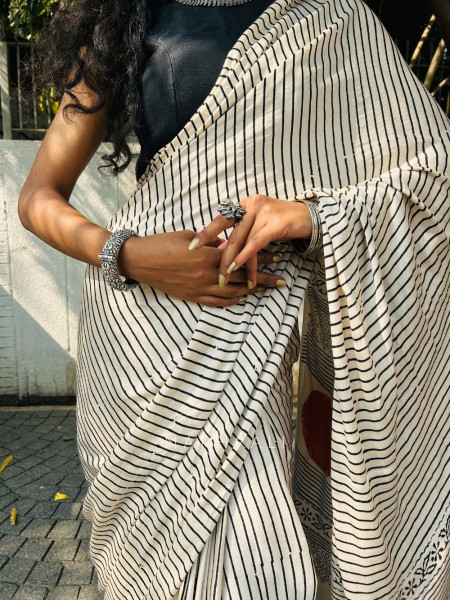 Divya Cream Modal Stripe Printed Saree Collection