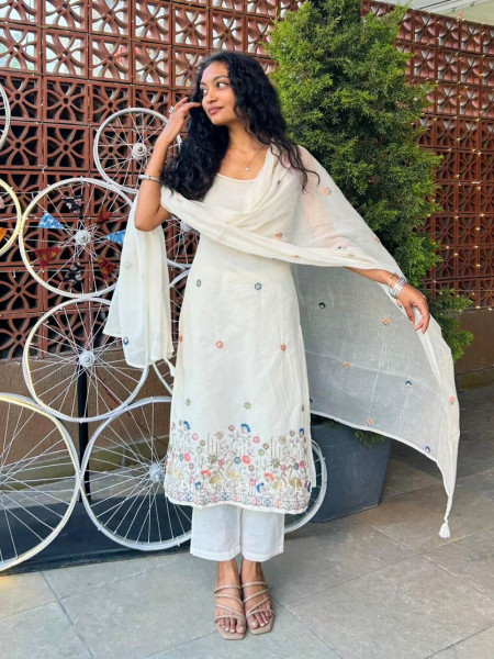 Saanjh White Embroidered Suit Set