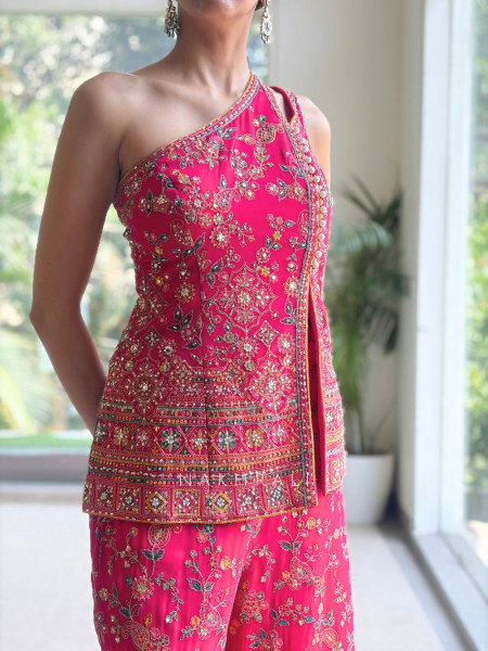 Evelyn Exquisite Magenta Georgette Crepe Silk Blend One-Shoulder Palazzo Set