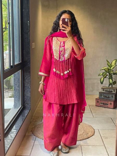 Zivika Magenta Suit Set with Embroidered Kurta and Dupatta