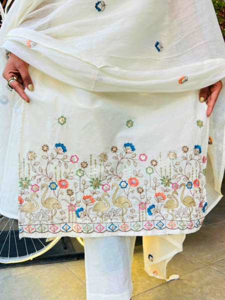Saanjh White Embroidered Suit Set