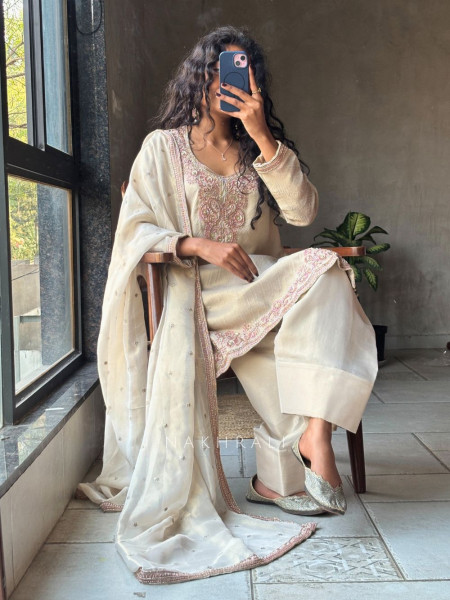 Ahana Cream Suit Set with Cut Dana and Zari Work