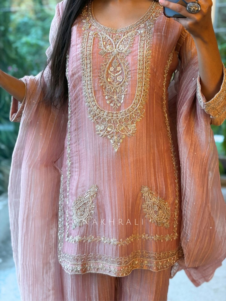 Image of The Nizam Bib Onion Pink Suit Set