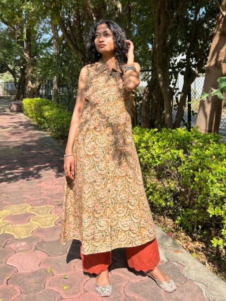 Raahi Multicolor Cotton Long Kurti