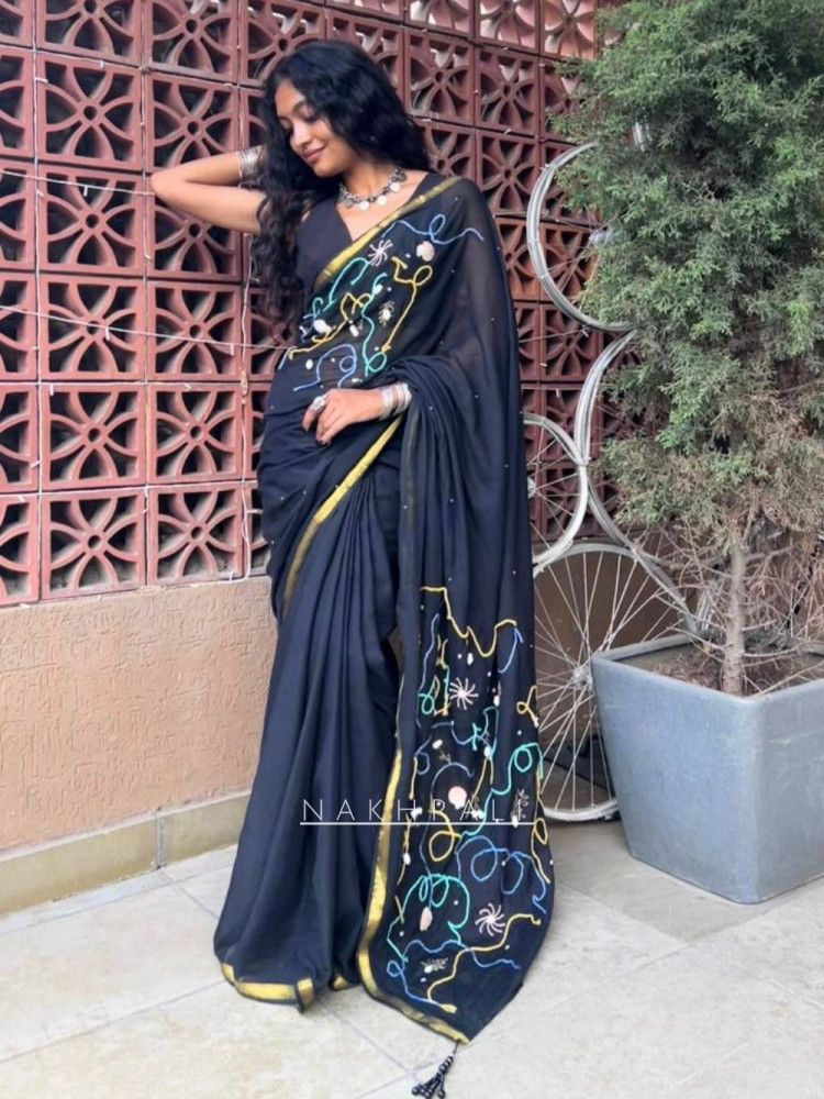 Image of Sanjh black Mull Cotton Saree with Thread Embroidery
