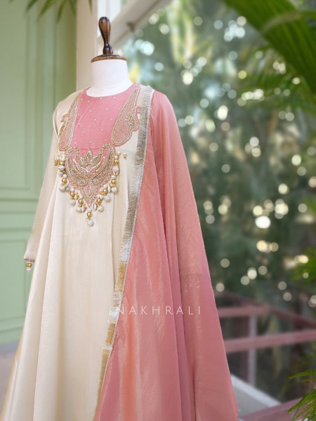 Shahi Noor Pink Onion Suit Set with Zari and Bead Work