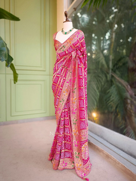 Sanvi Magenta Bandhani Saree
