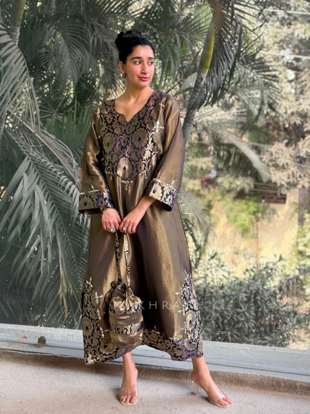 Zeenat Blue Embroidered Side-Slit Dress with Matching Potli