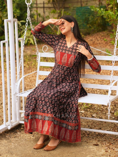 Feroz Black Cotton Flared Kurta Pant Set