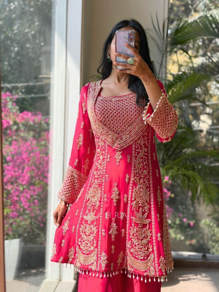 Zyara Magenta Suit Set with Cut Dana and Zari Work