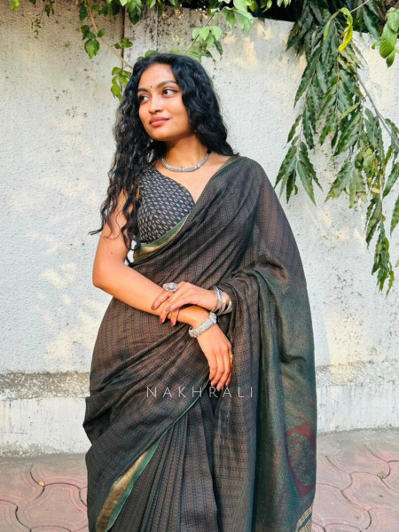 Vanshika Green Maheshwari Printed Saree