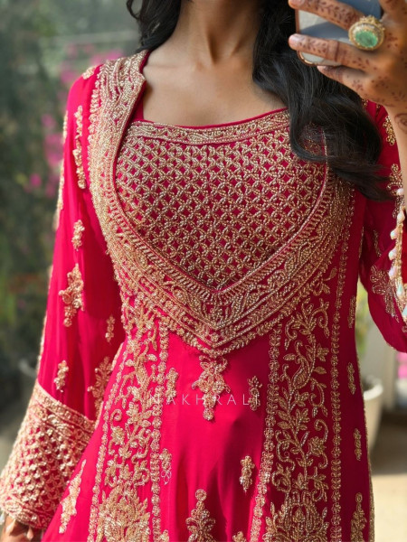 Zyara Magenta Suit Set with Cut Dana and Zari Work