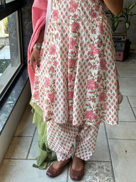 Gulnaar Cream Rayon Cotton Anarkali Suit Set with Floral Print