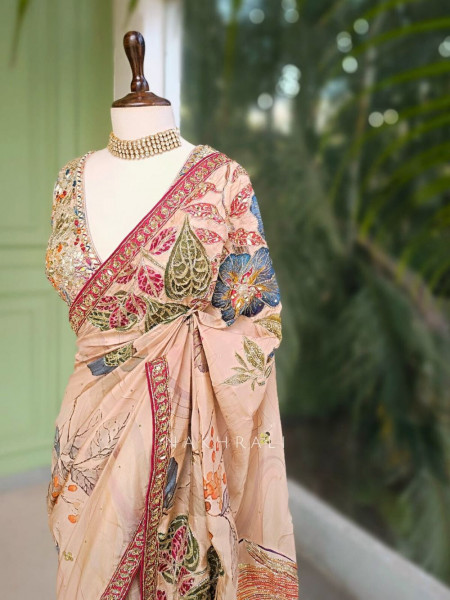 Lycoris Peach Silk Saree with Mirror & Thread Work