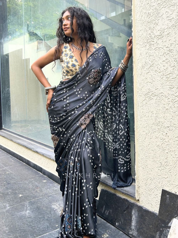Image of Manjari Grey Bandhej Saree with Running Blouse Piece