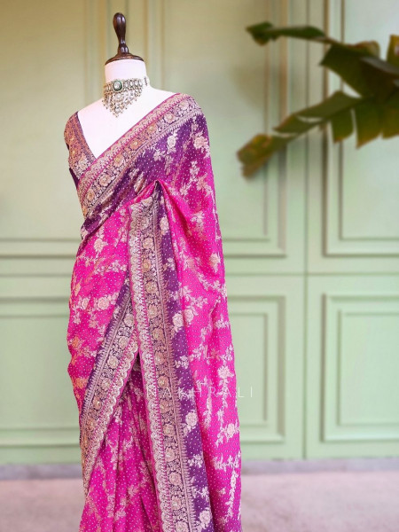 Sutra Purple Bandhani Saree With Running Blouse Piece