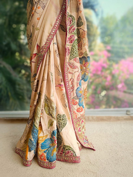 Lycoris Peach Silk Saree with Mirror & Thread Work
