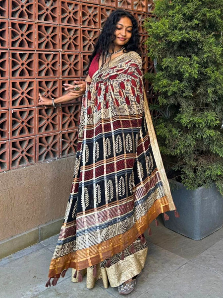 Zehra Maroon Printed Saree