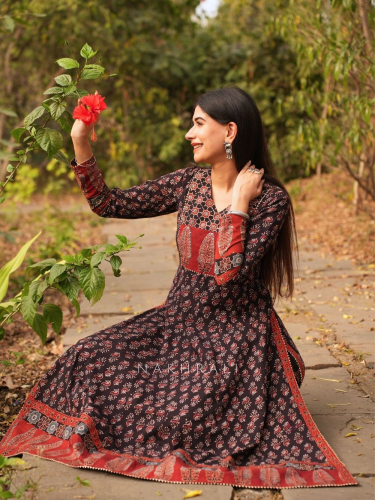 Image of Feroz Black Cotton Flared Kurta